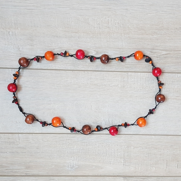 Stunning Wooden Beads Chunky Artisan Necklace - Picture 2 of 3